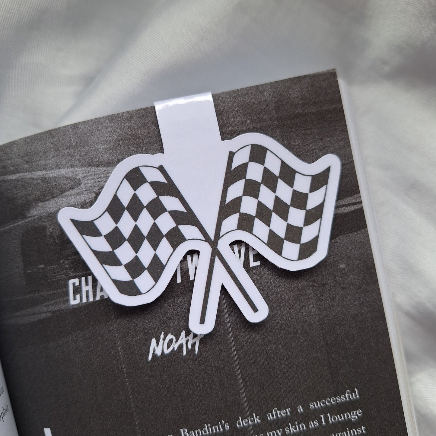 Checkerd Flag Magentic Bookmark