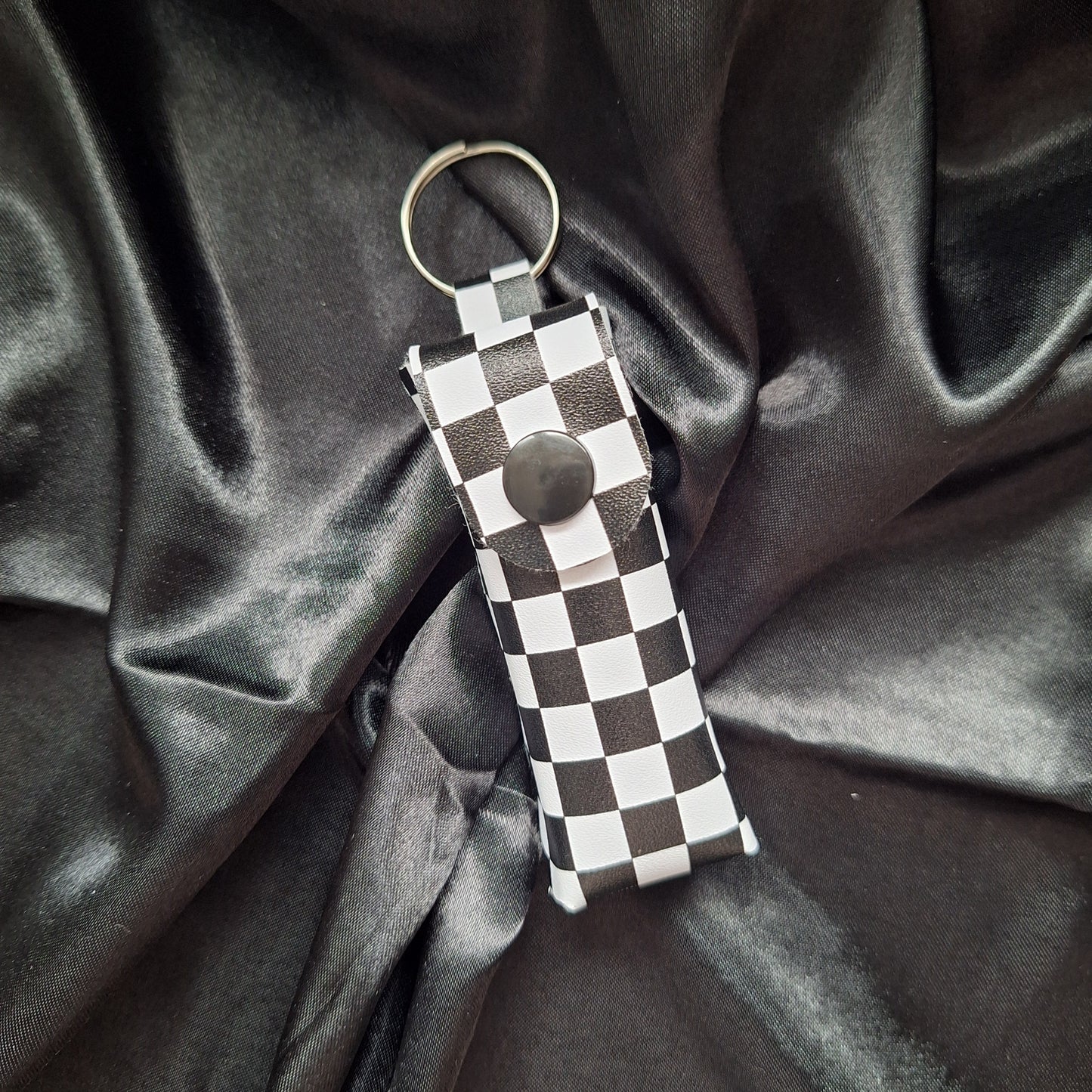 Checkard Flag Lip Balm Holder